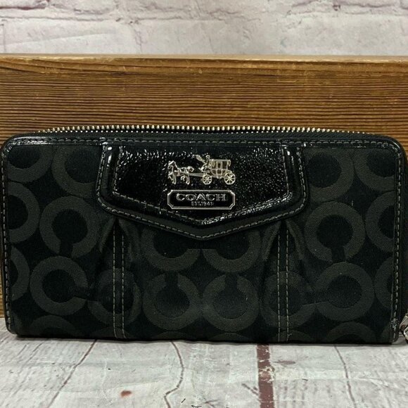 EUC Coach Madison Op Art Sateen Zip Wallet - Picture 1 of 10